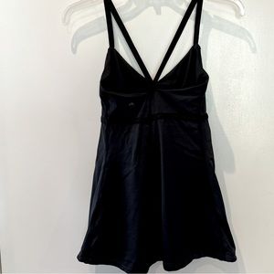 Lululemon Black Dance Strap Tank Sz 10
